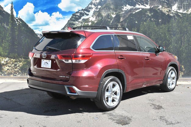 2017 Toyota Highlander Limited photo 2
