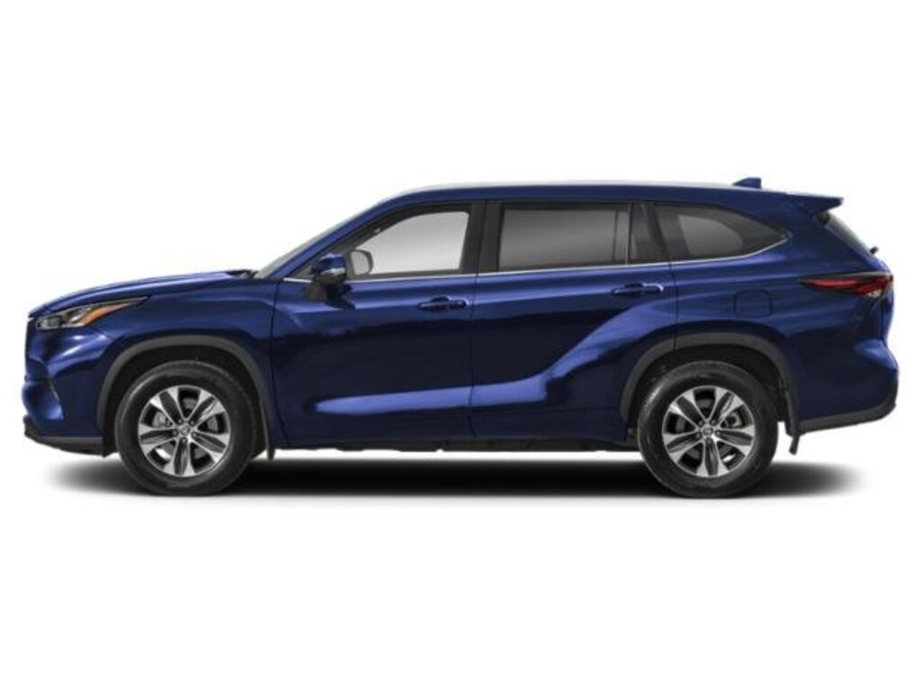 Used 2025 Toyota Highlander XLE SUV