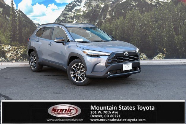 2026 Toyota Corolla Cross XLE's photo