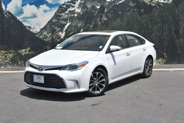 Avalon XLE Plus Sedan