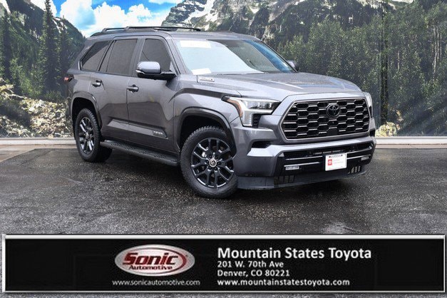 2024 Toyota Sequoia Platinum 4WD i-FORCE MAX Hybrid's photo