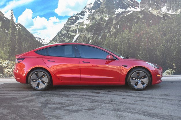 Used 2022 Tesla Model 3 Long Range with VIN 5YJ3E1EB1NF135740 for sale in Denver, CO