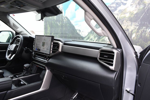 2024 Toyota Tundra Limited - Photo 27