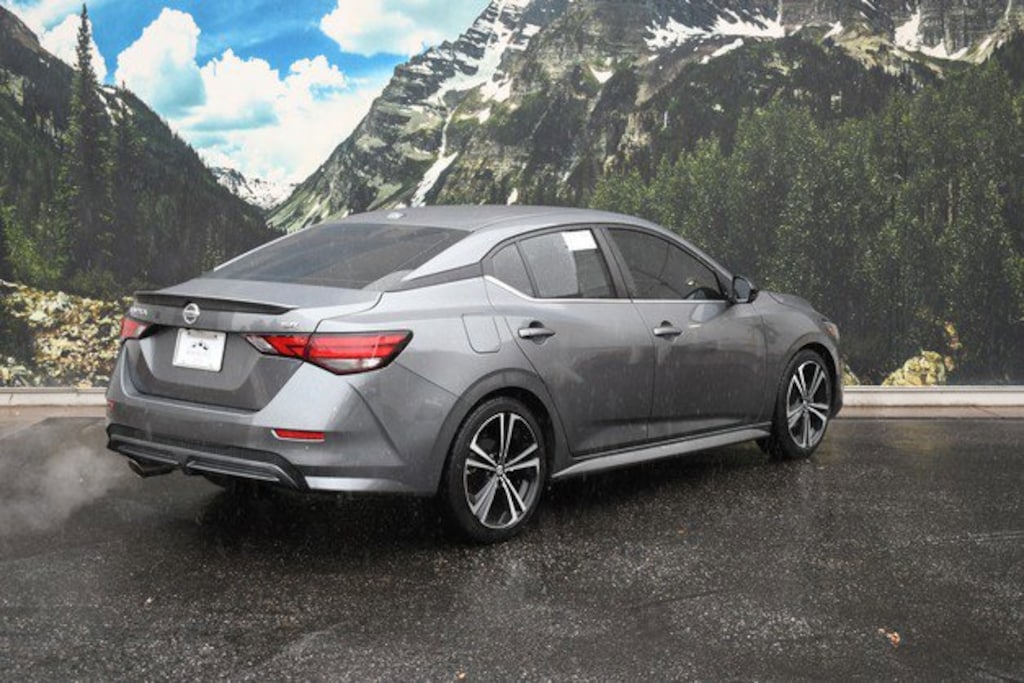 Used 2022 Nissan Sentra SR Sedan