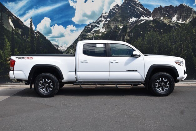 2019 Toyota Tacoma TRD V6 photo 2