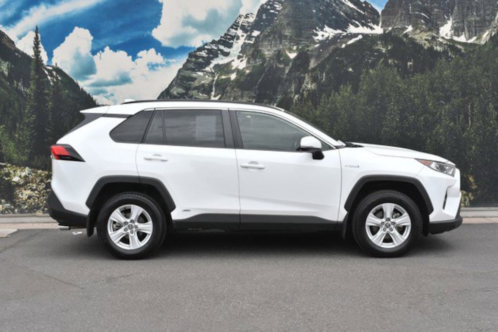 Used 2021 Toyota RAV4 Hybrid XLE SUV