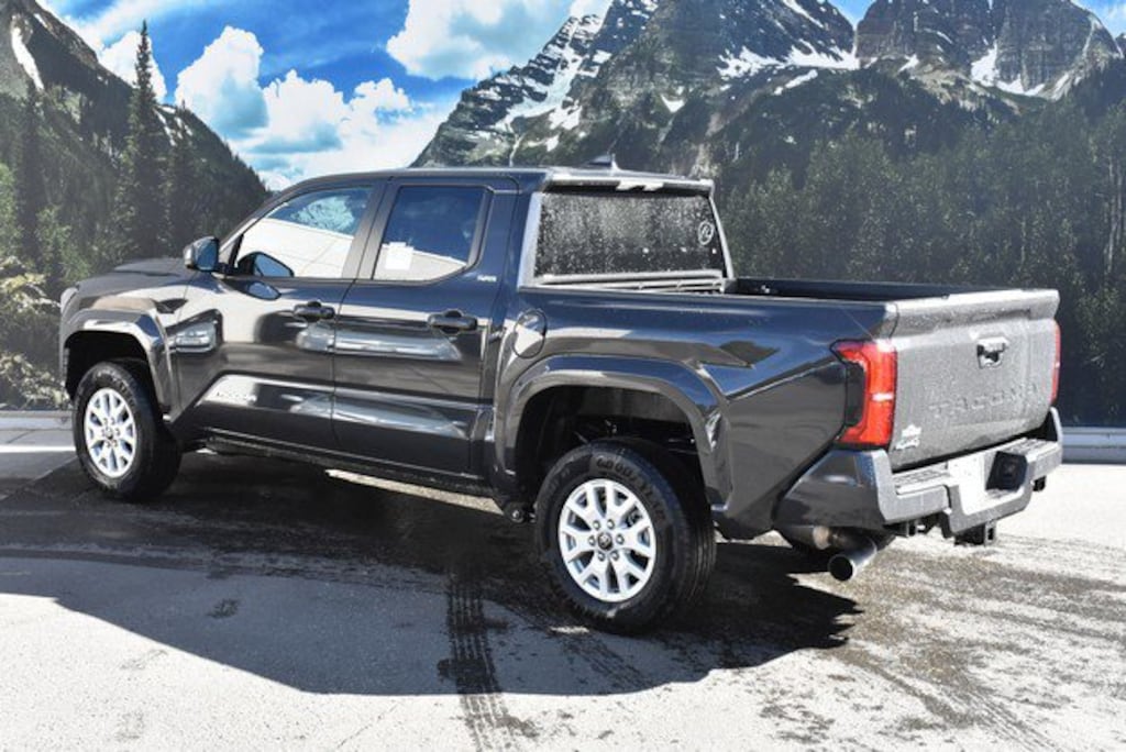 New 2025 Toyota Tacoma SR5 Truck Double Cab