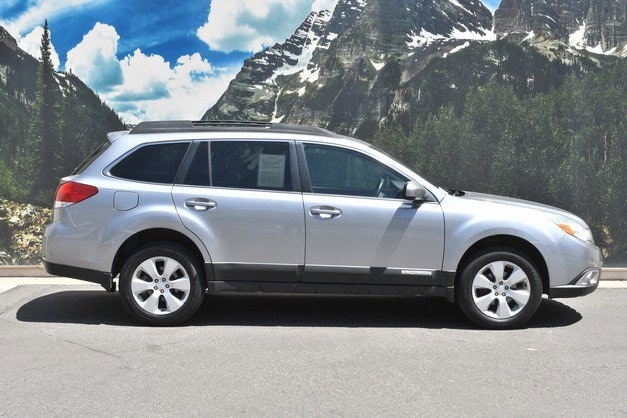 Used 2011 Subaru Outback I Premium with VIN 4S4BRBCCXB3389405 for sale in Denver, CO