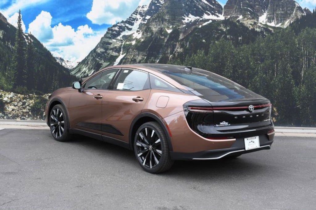 New 2026 Toyota Crown Platinum Sedan