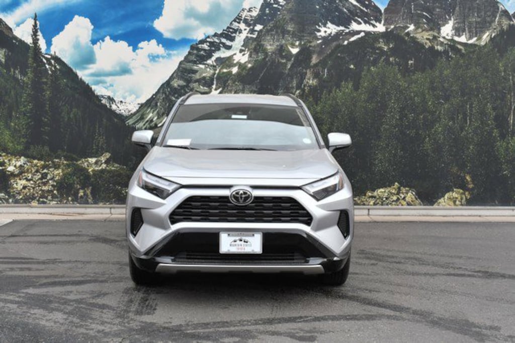 New 2025 Toyota RAV4 Hybrid SE SUV