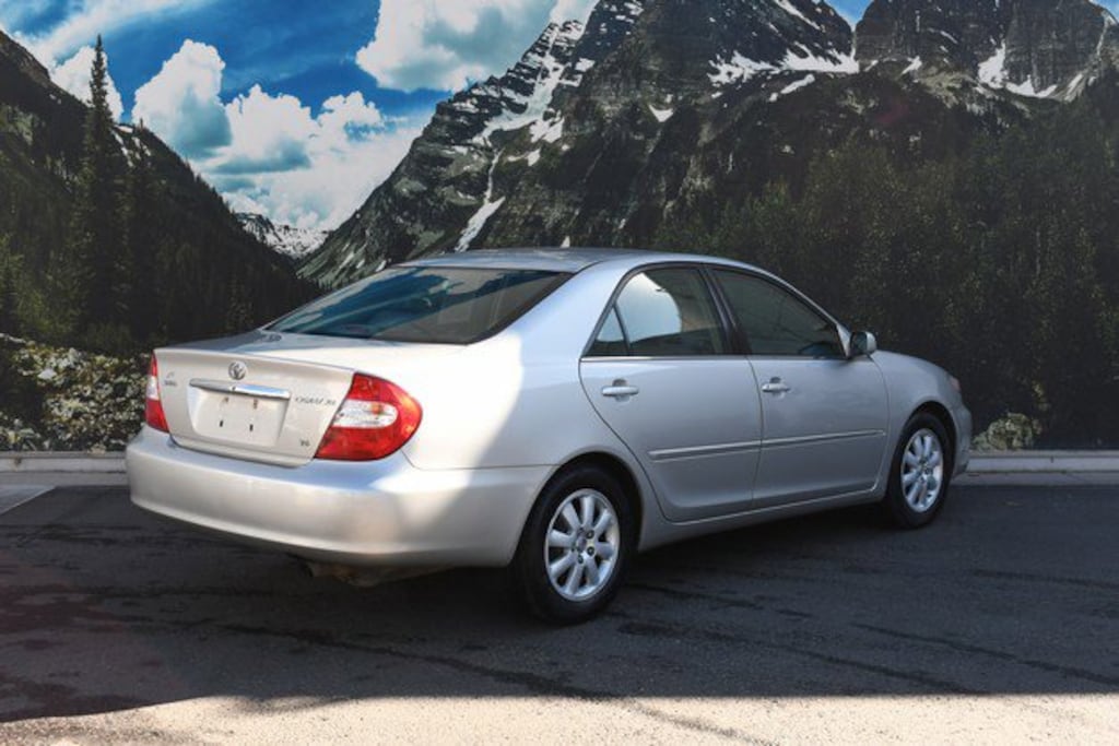 Used 2004 Toyota Camry XLE V6 Sedan