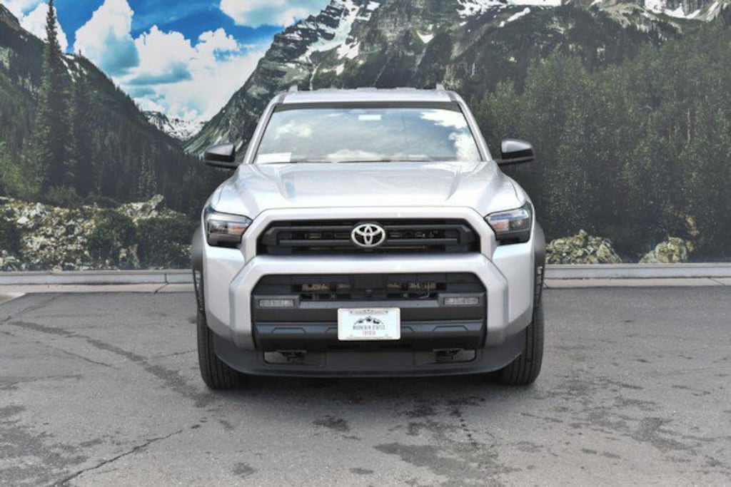 New 2026 Toyota 4Runner SR5 SUV