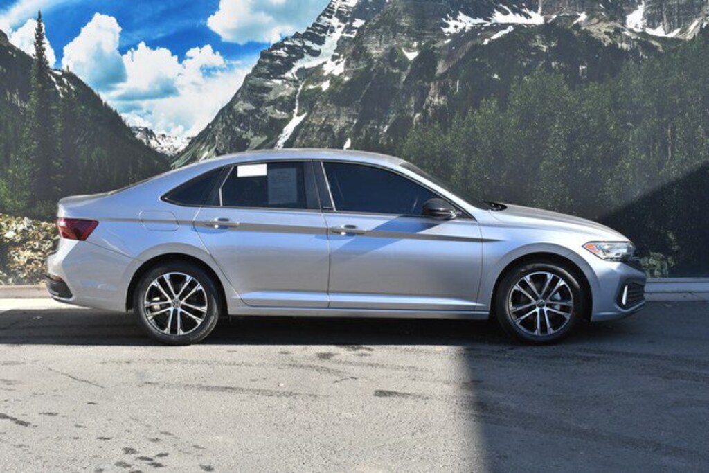 Used 2024 Volkswagen Jetta 1.5T Sport Sedan