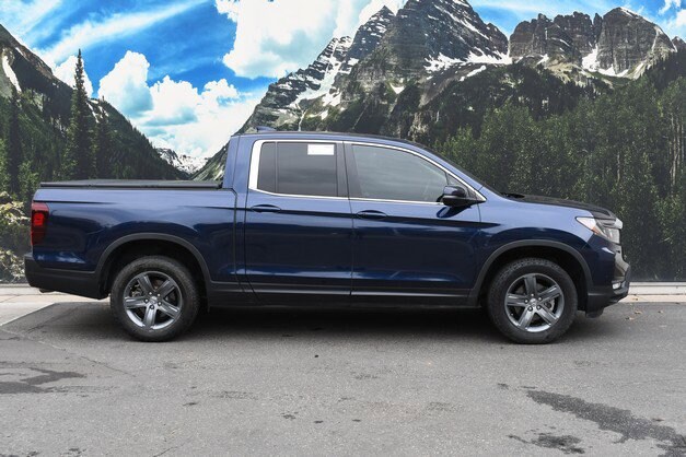 2022 Honda Ridgeline RTL photo 2