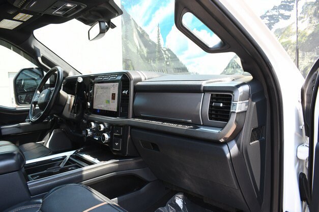 2024 Ford F-250 Super Duty Platinum - Photo 28