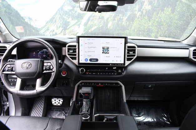 2024 Toyota Tundra Limited - Photo 21