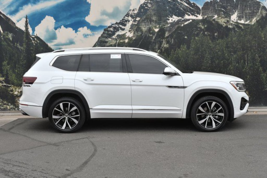 Used 2025 Volkswagen Atlas 2.0T SEL Premium R-Line SUV