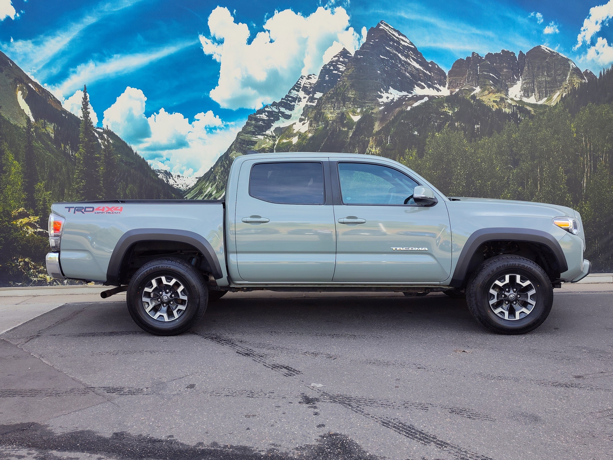 Certified 2022 Toyota Tacoma TRD Off Road with VIN 3TMCZ5AN0NM525705 for sale in Denver, CO