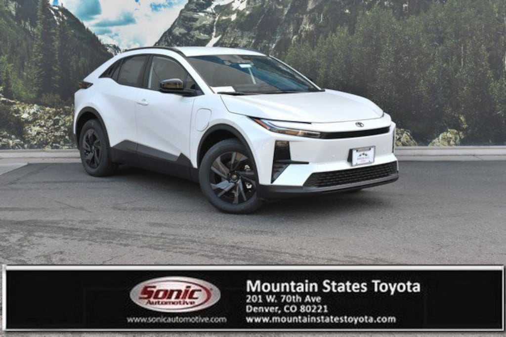 New 2026 Toyota C-HR SE SUV