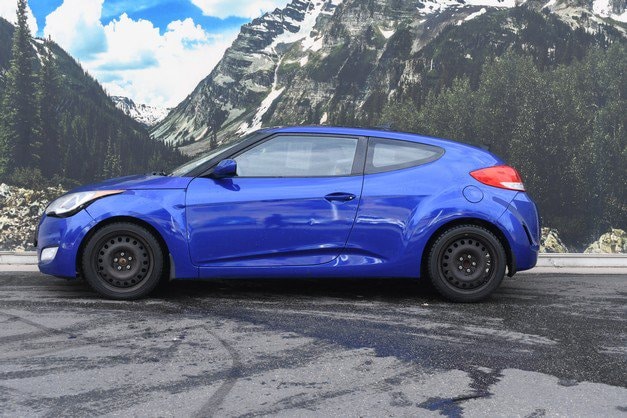 2012 Hyundai Veloster Base W/Black Hatchback