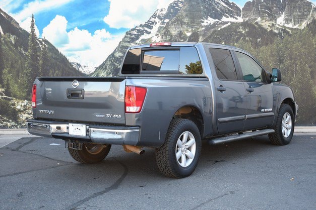 2013 Nissan Titan SV Truck Crew Cab