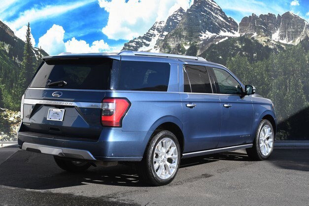 2018 Ford Expedition MAX Platinum photo 2