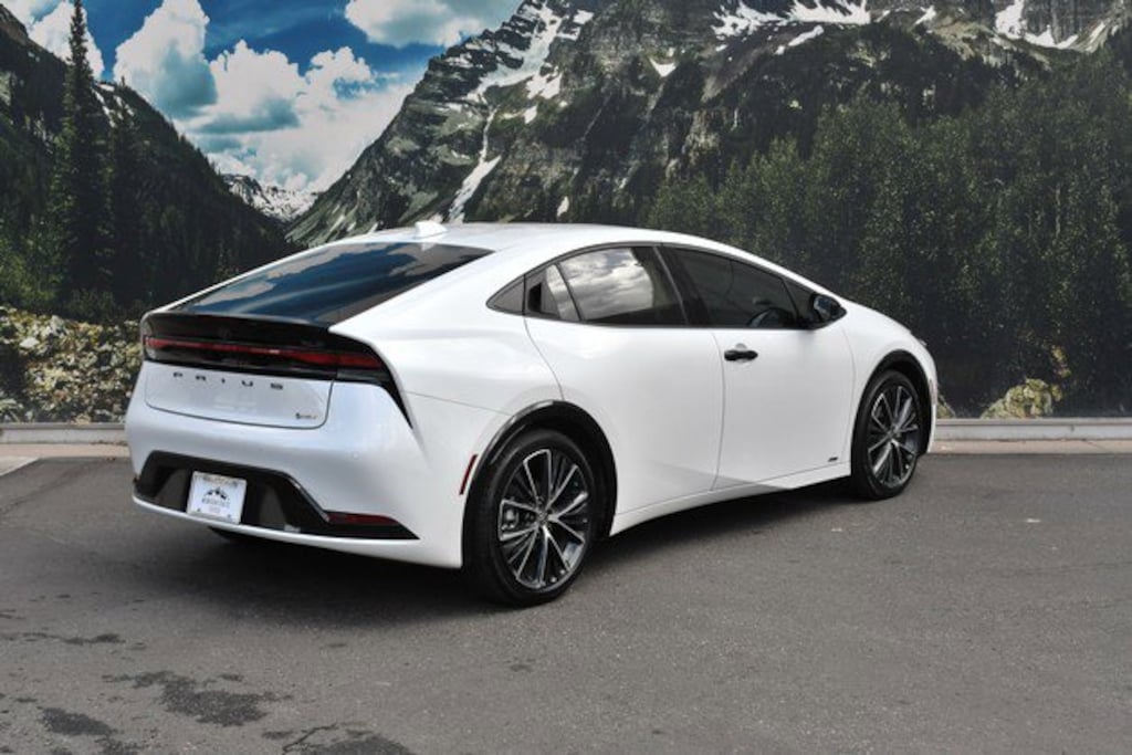 Certified 2024 Toyota Prius XLE Hatchback