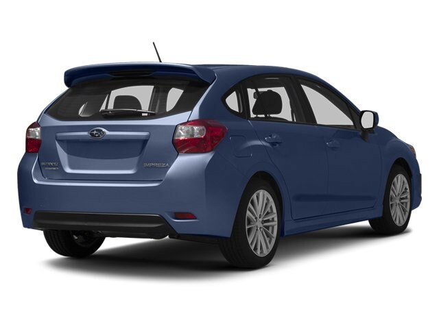 2013 Subaru Impreza 2.0i Limited photo 2