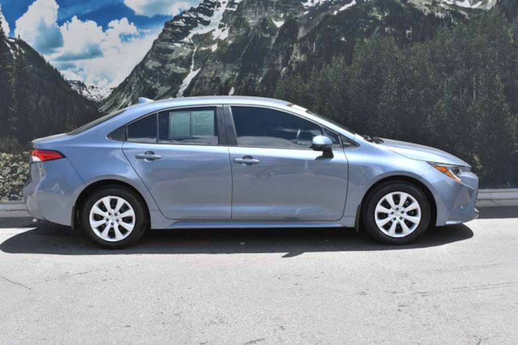Certified 2025 Toyota Corolla LE Sedan
