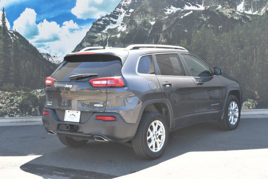 Used 2016 Jeep Cherokee Latitude 4x4 SUV