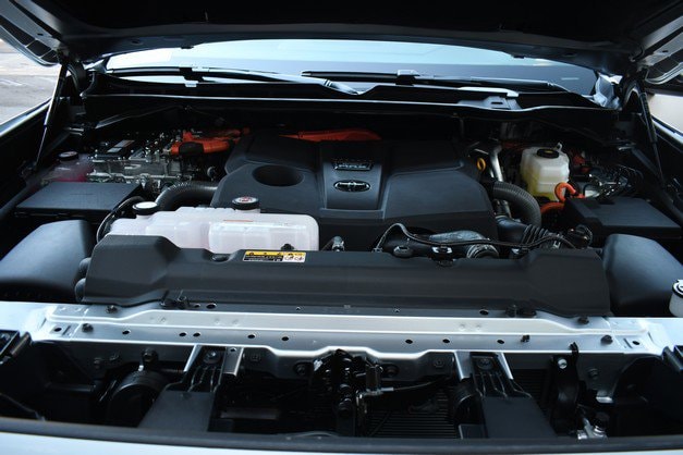 2026 Toyota Sequoia Platinum - Photo 15