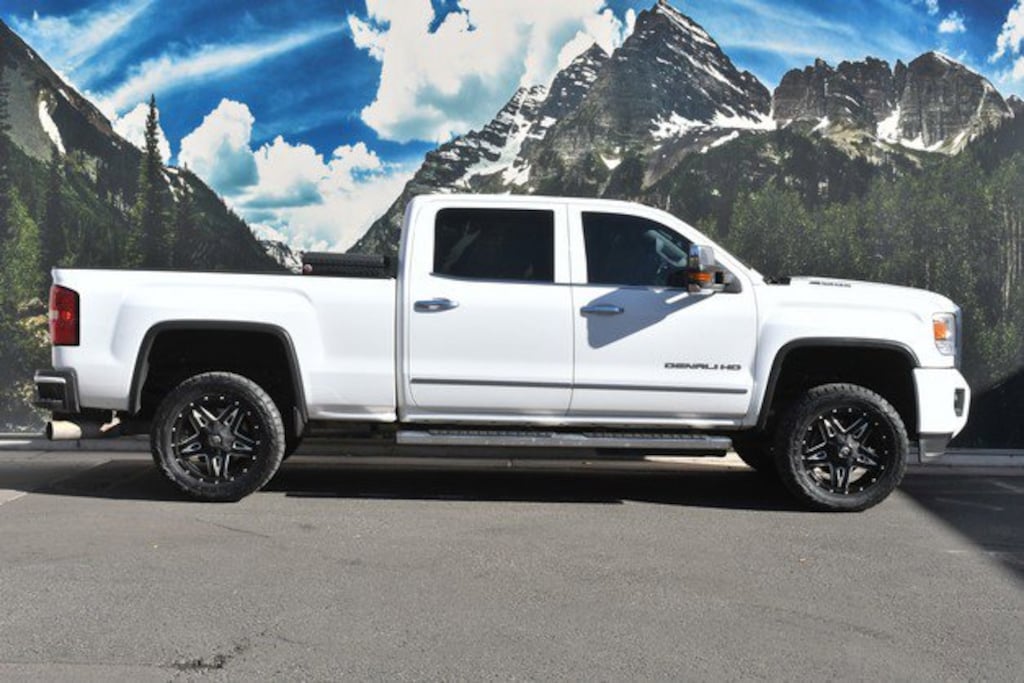 Used 2015 GMC Sierra 3500HD Denali Truck Crew Cab