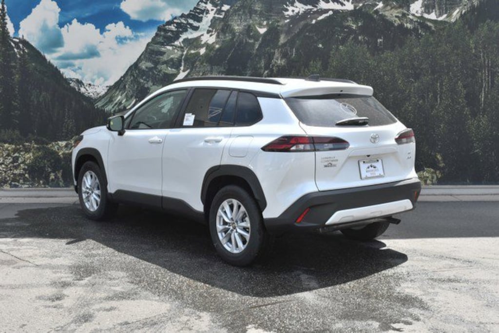 New 2026 Toyota Corolla Cross LE SUV