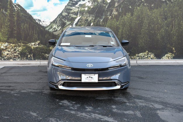 Prius Plug-in Hybrid SE Hatchback