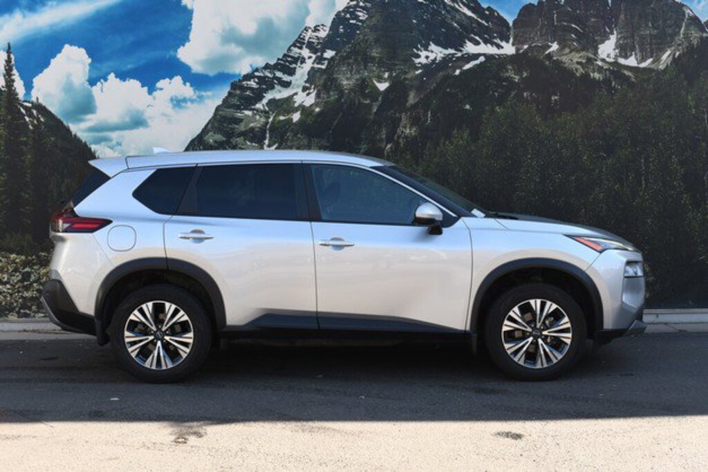 Used 2023 Nissan Rogue SV SUV