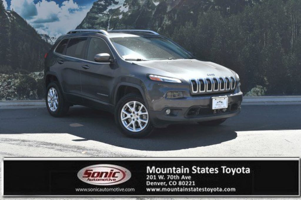 Used 2016 Jeep Cherokee Latitude 4x4 SUV