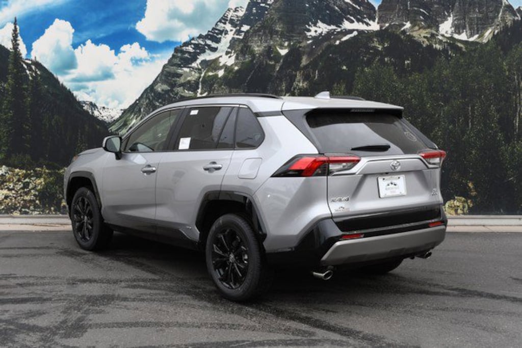 New 2025 Toyota RAV4 Hybrid SE SUV