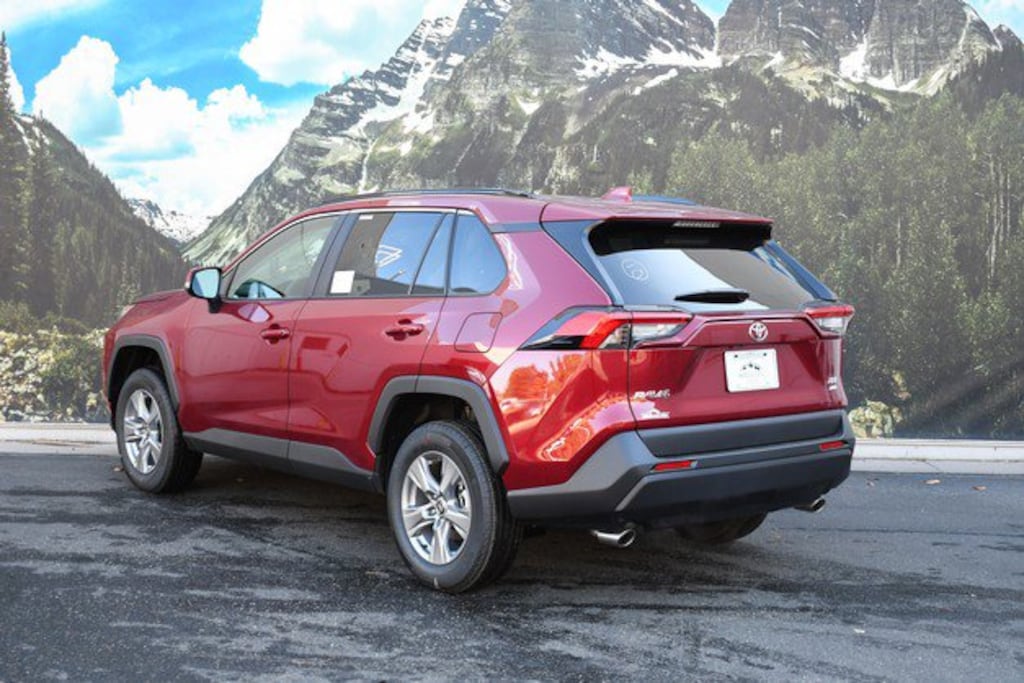 New 2025 Toyota RAV4 XLE SUV