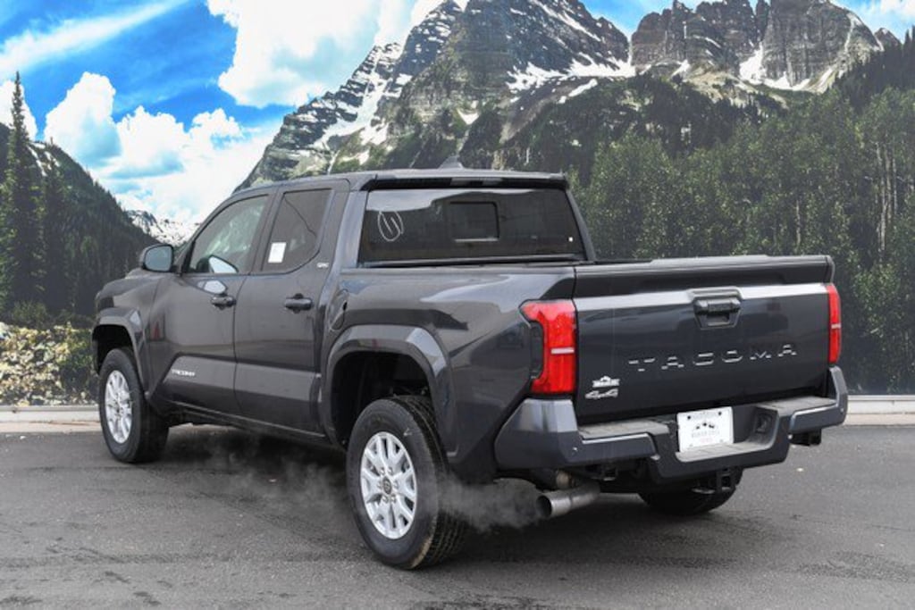 New 2025 Toyota Tacoma SR5 Truck Double Cab
