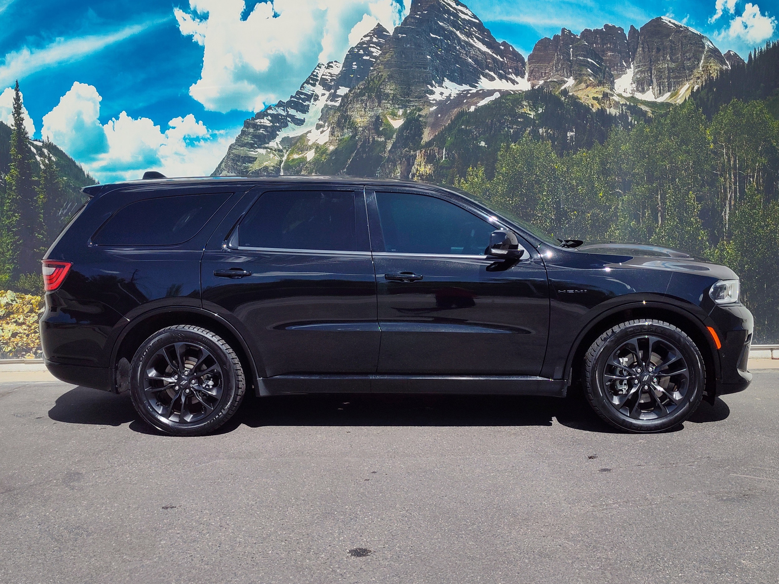 Used 2022 Dodge Durango R/T Plus with VIN 1C4SDJCTXNC206974 for sale in Denver, CO