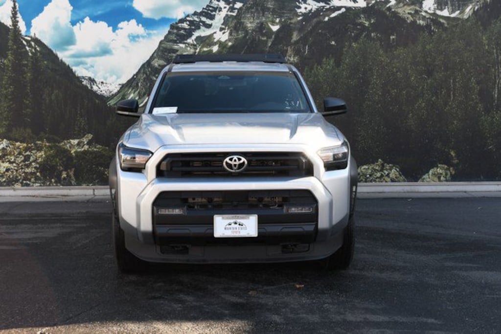 New 2025 Toyota 4Runner SR5 SUV