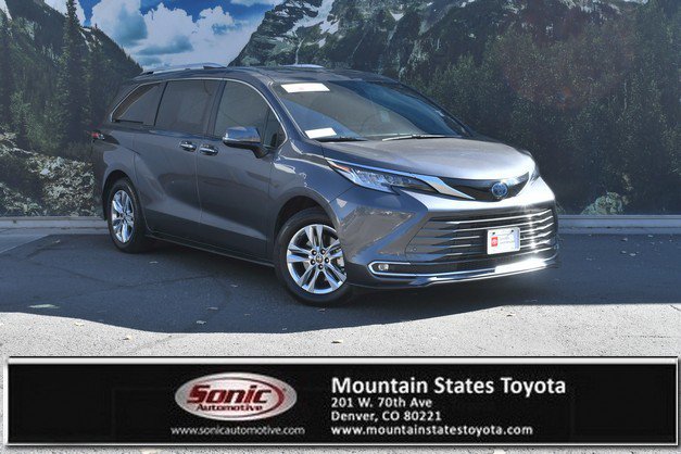 2025 Toyota Sienna Limited