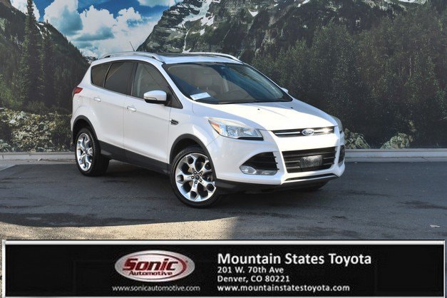 2016 Ford Escape Titanium's photo