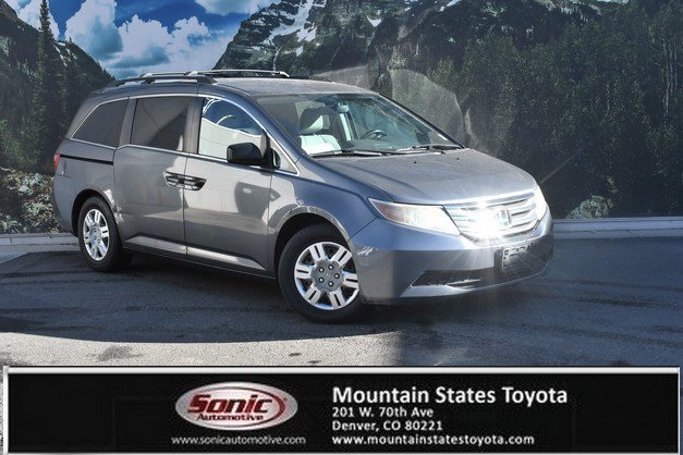 2012 Honda Odyssey LX's photo