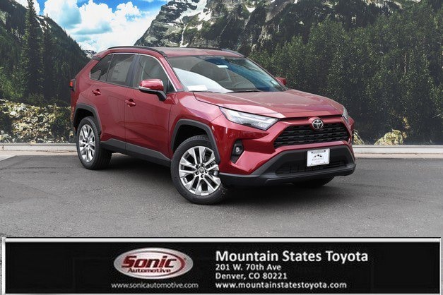 2025 Toyota RAV4 XLE Premium's photo