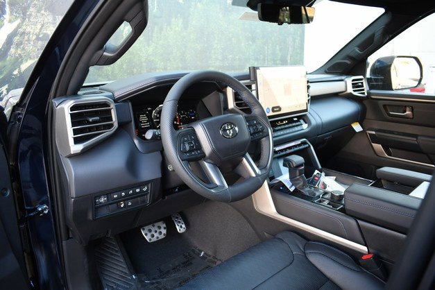 2026 Toyota Sequoia Platinum - Photo 6