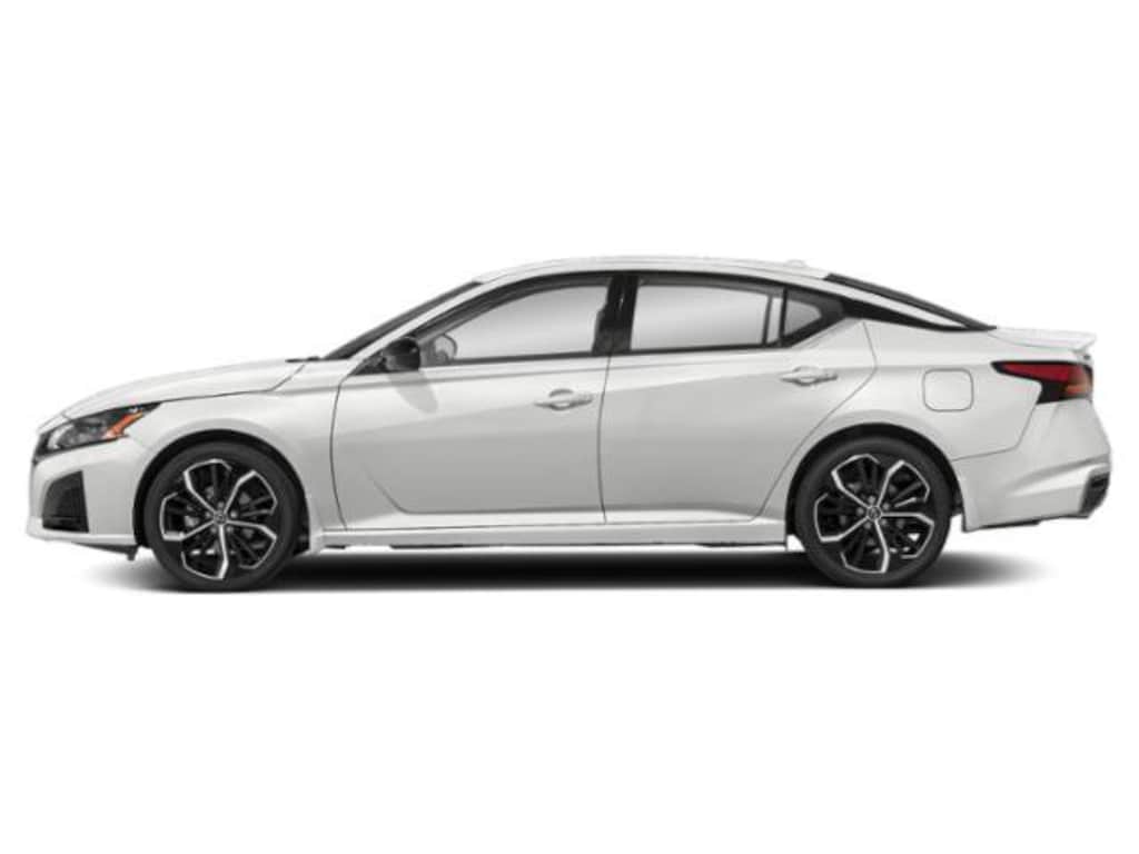 Used 2023 Nissan Altima 2.5 SR Sedan
