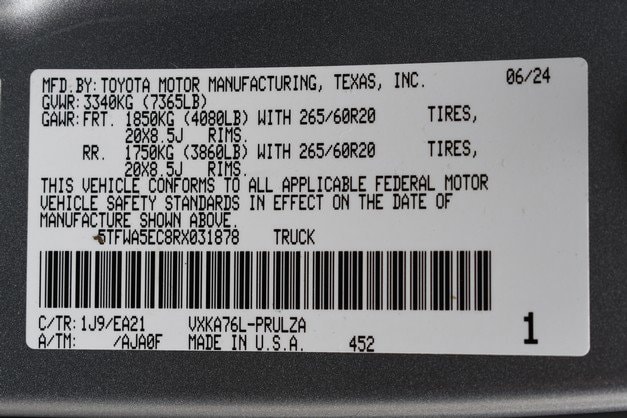 2024 Toyota Tundra Limited - Photo 36
