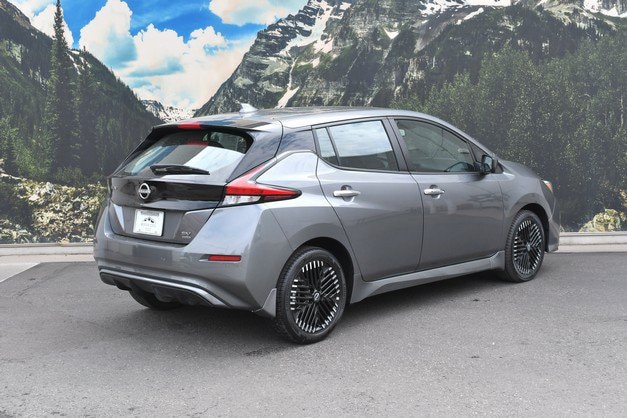 LEAF SV PLUS Hatchback