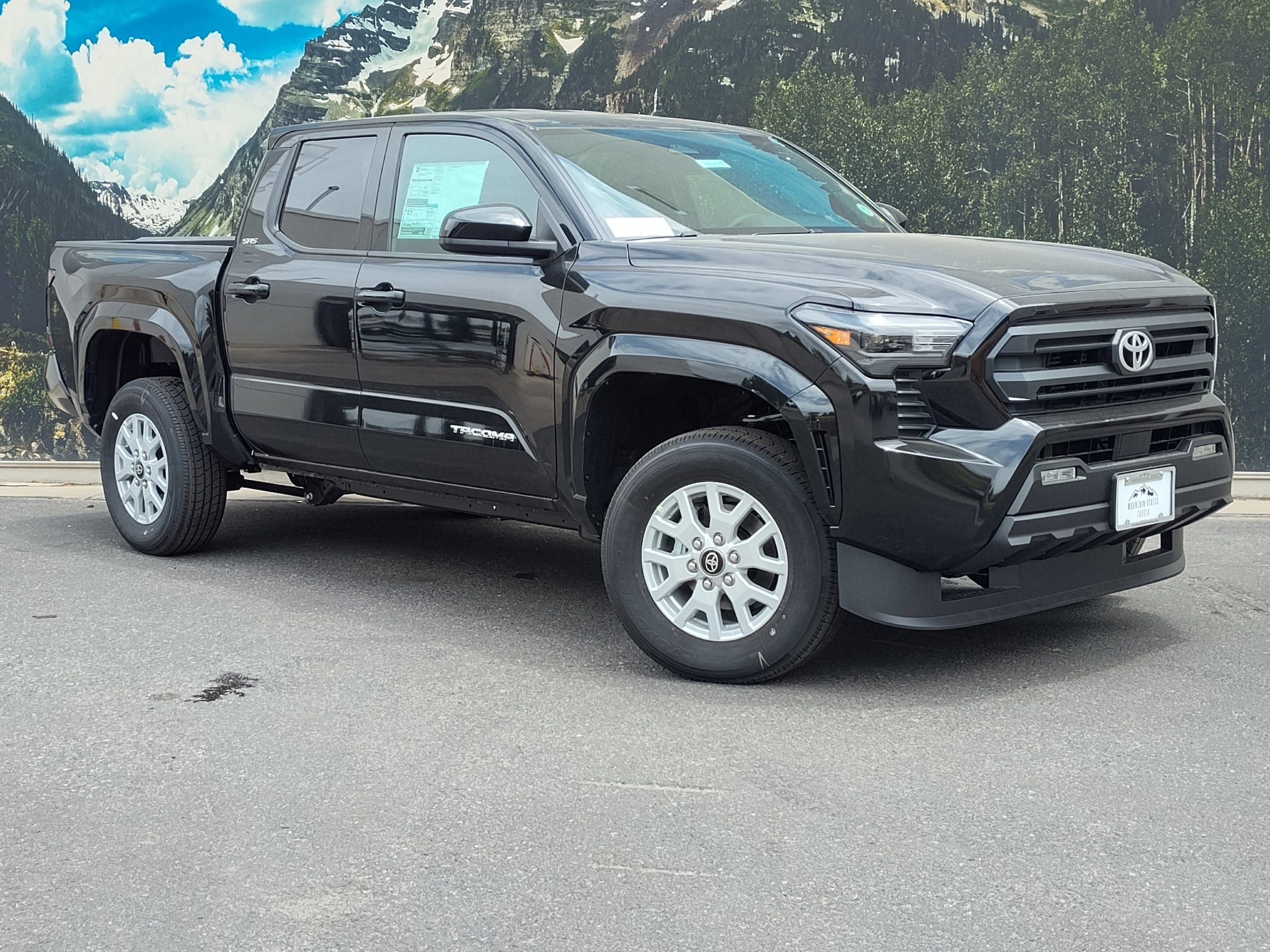 2025 Toyota Tacoma SR5